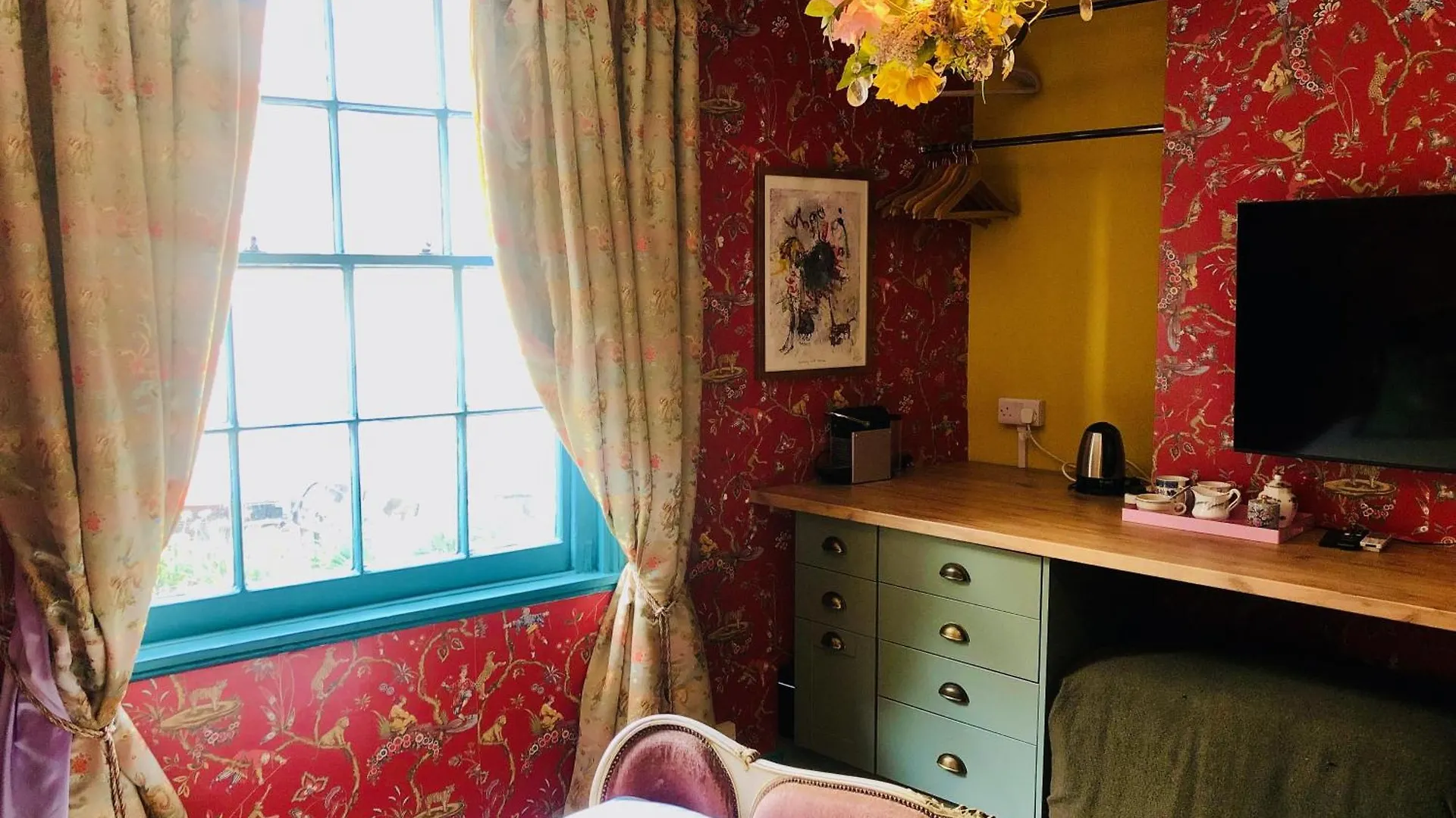 Scarlet Room At The Regency House Brighton